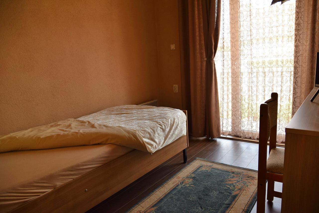 Guest House Via Bitola Exterior foto