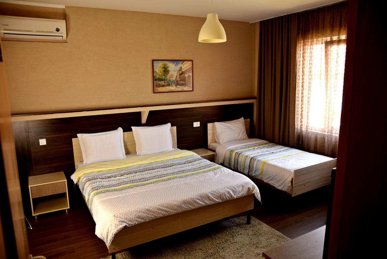 Guest House Via Bitola Exterior foto